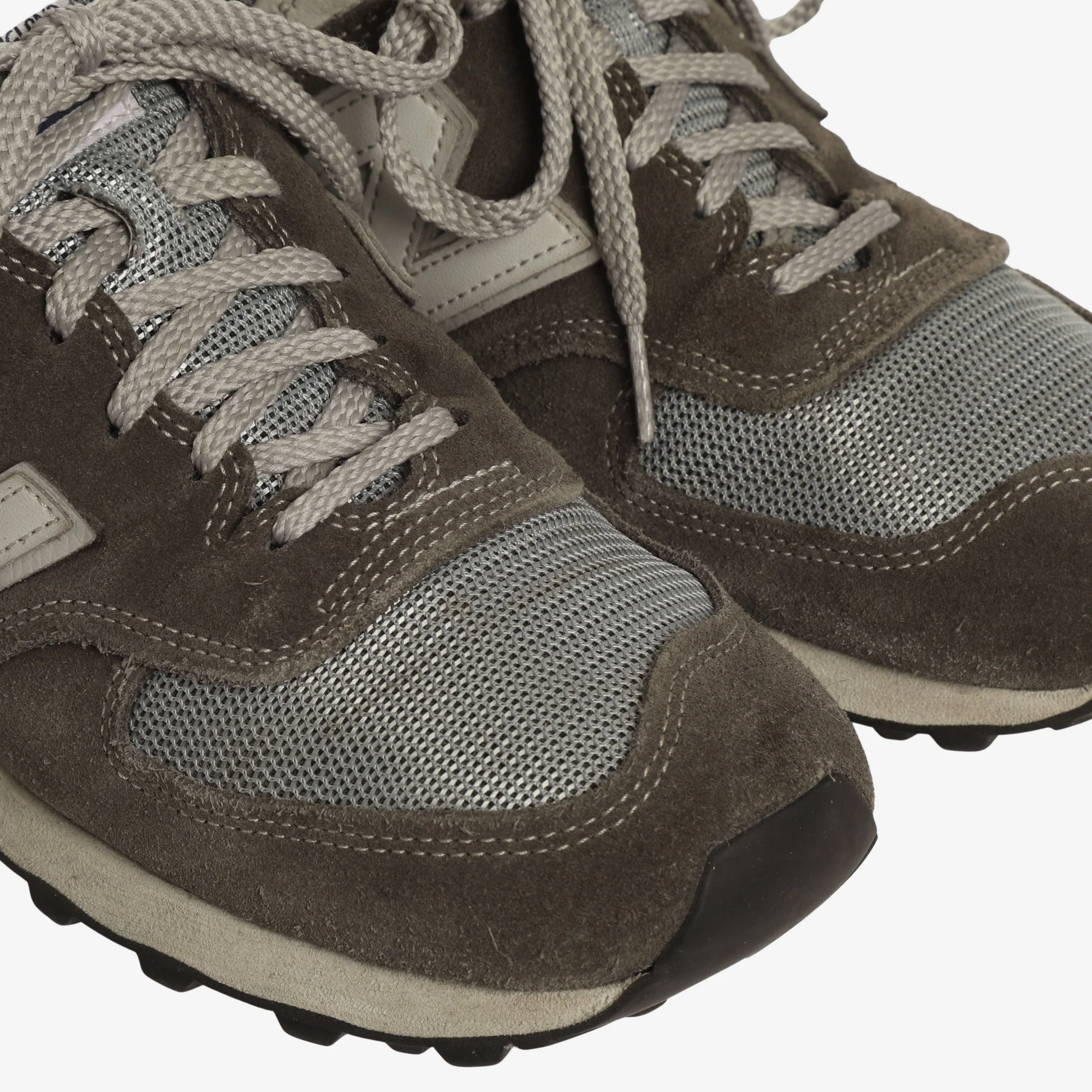 35th Anniversary 576 Sneakers (UK) - Image 7