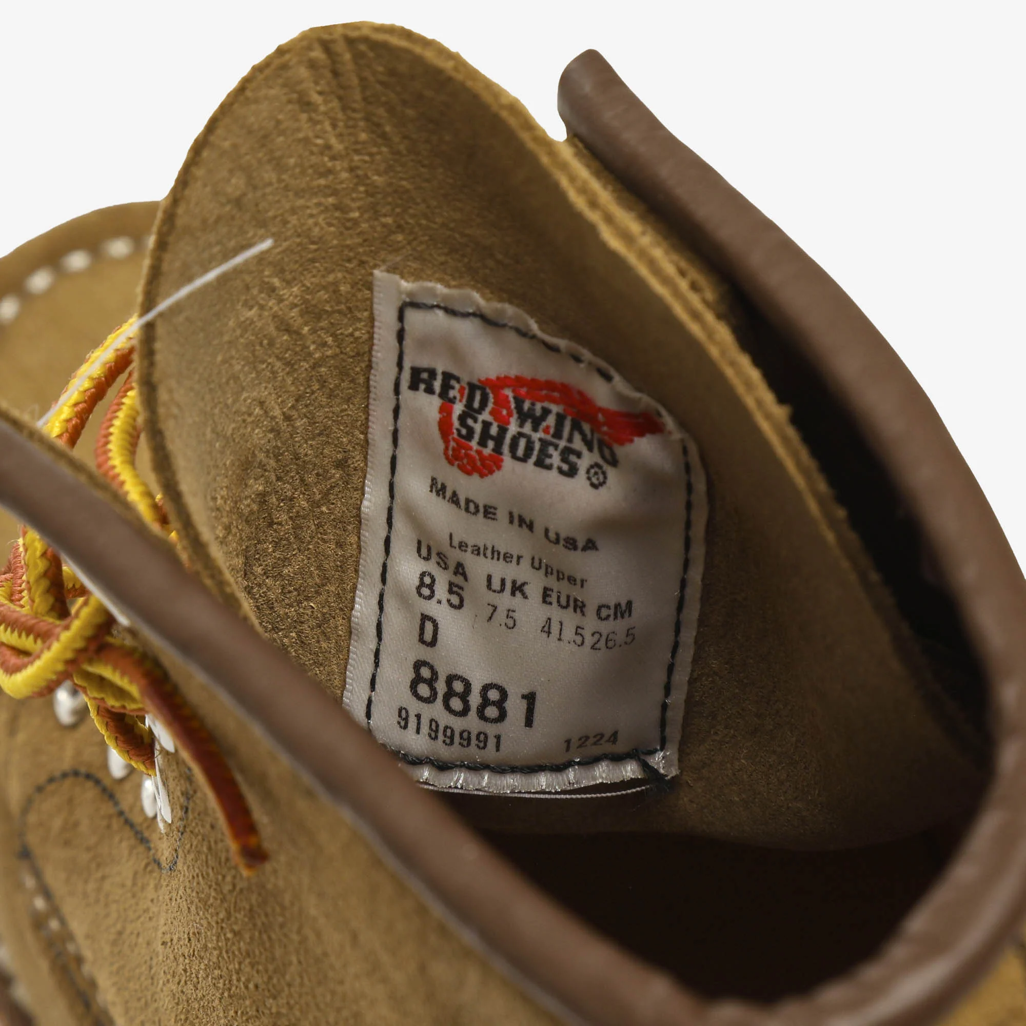 8881 Classic Moc Toe Boots - Image 7