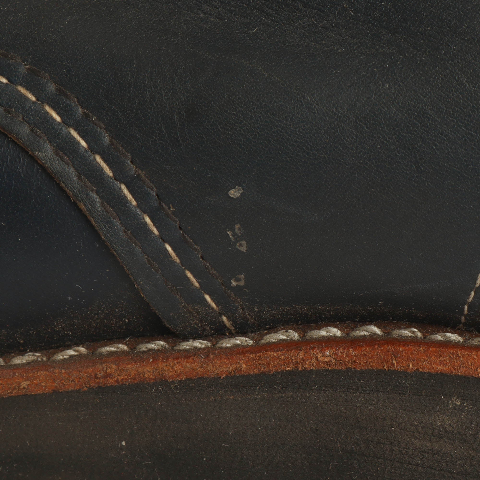 8882 Classic Moc Toe Boots - Image 8