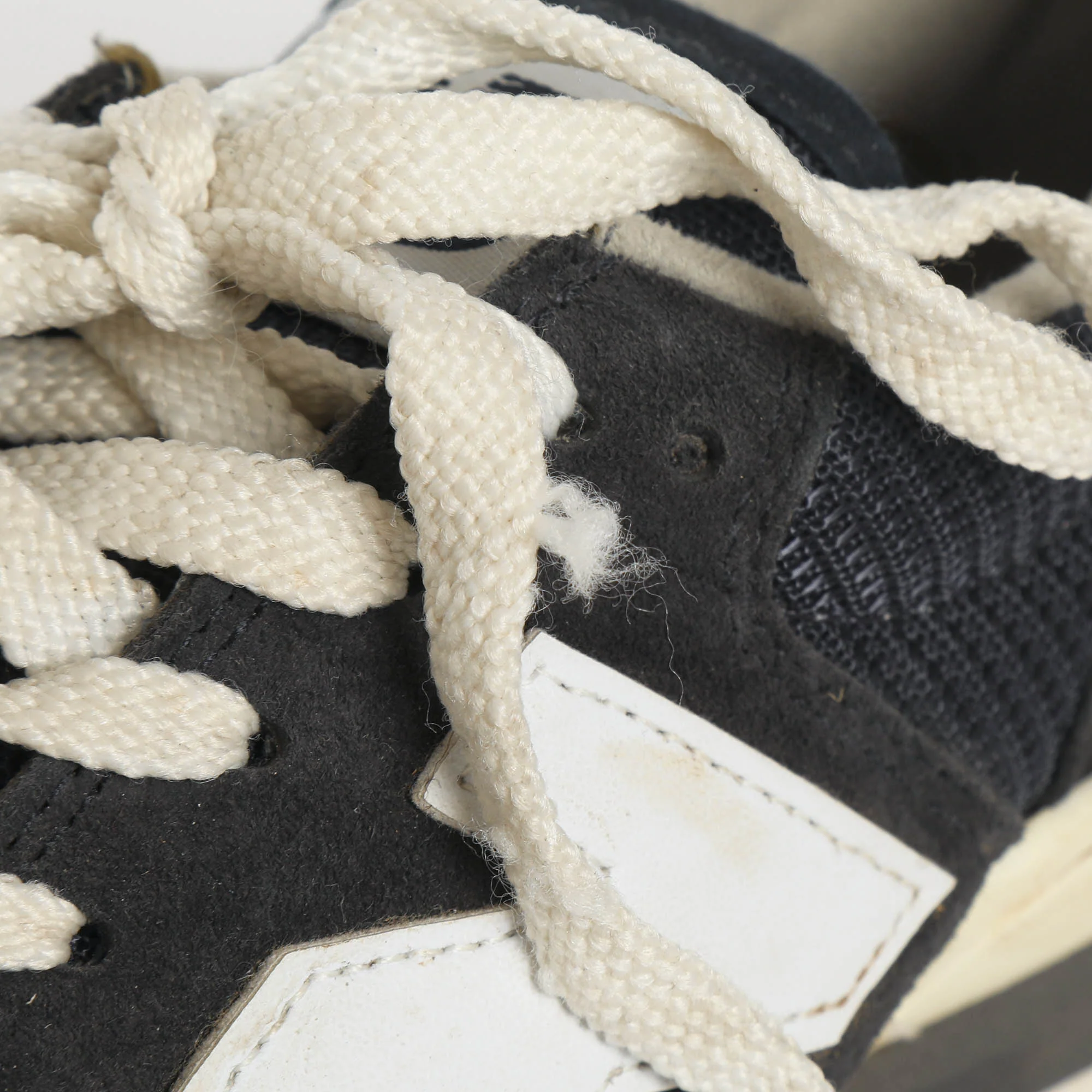 990v1 Sneakers - Image 6