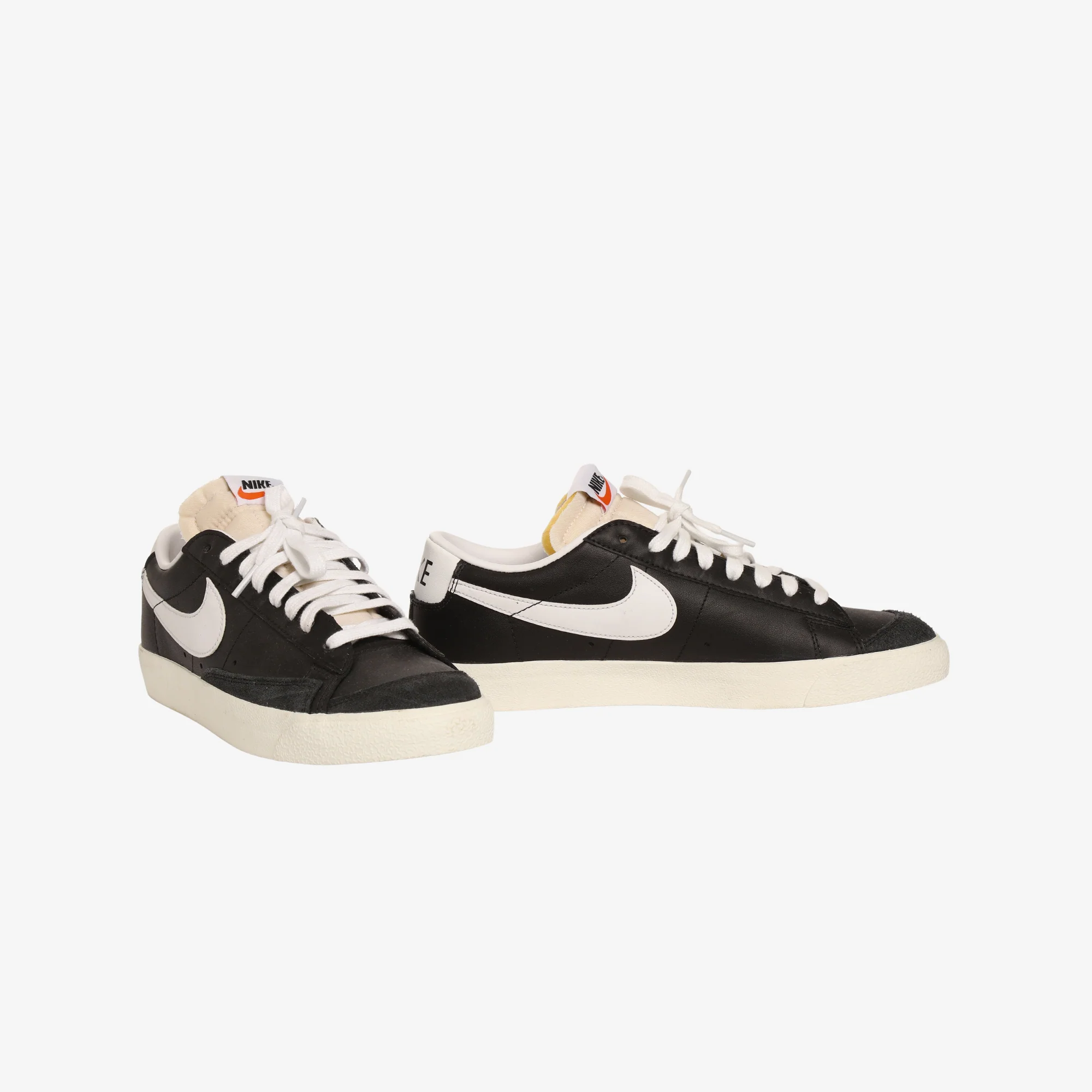 Blazer Low 77 Sneakers - Image 2