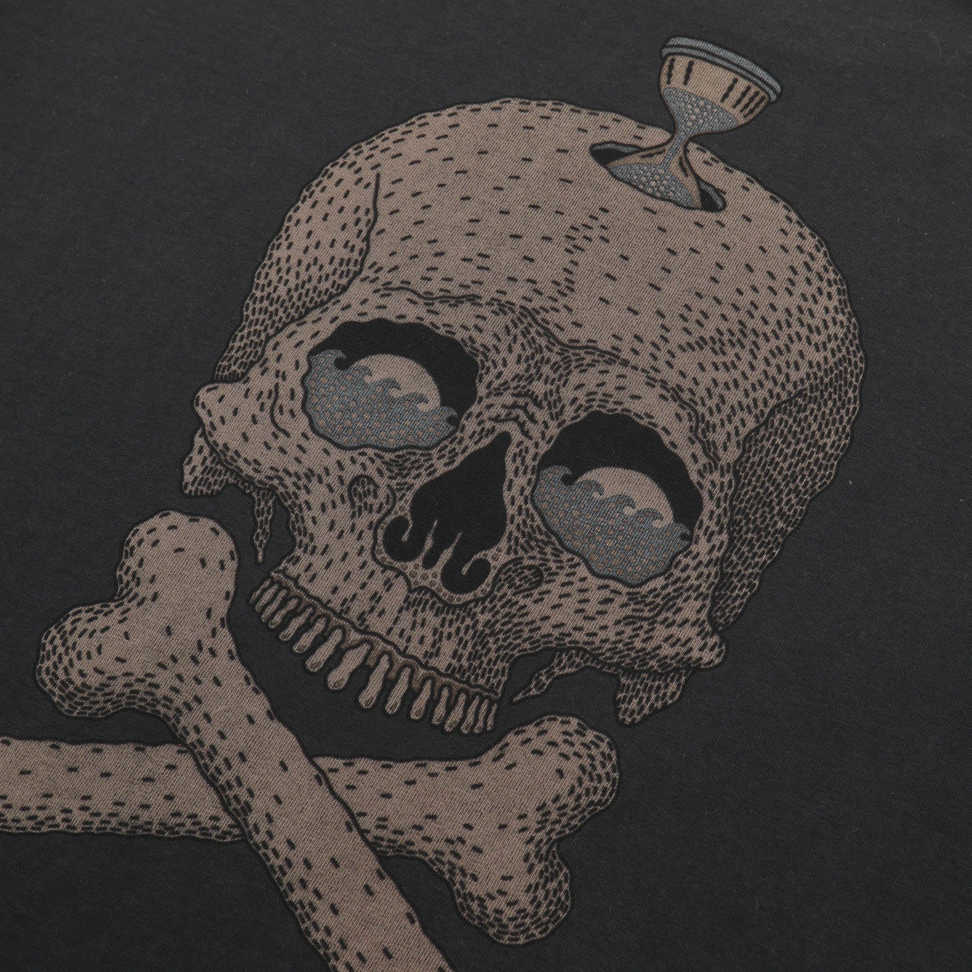 LS Skull Graphic Tee - Image 4