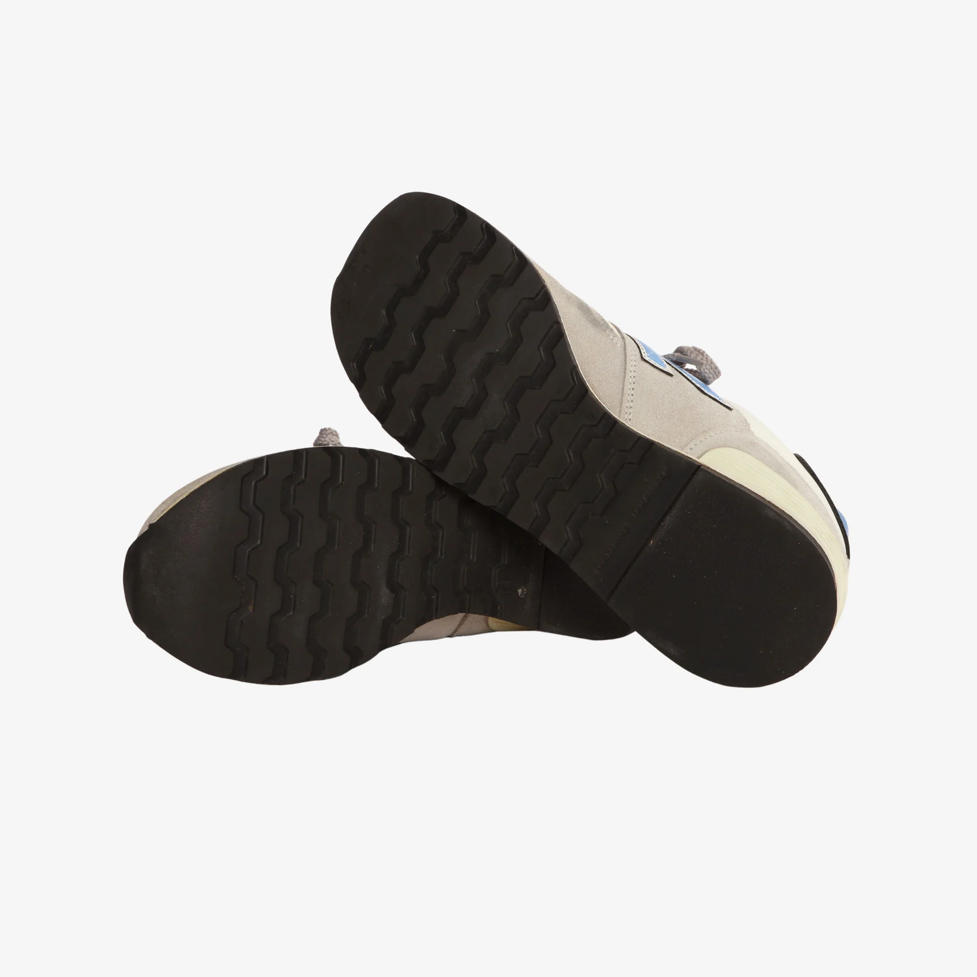 M670 Sneakers - Image 4