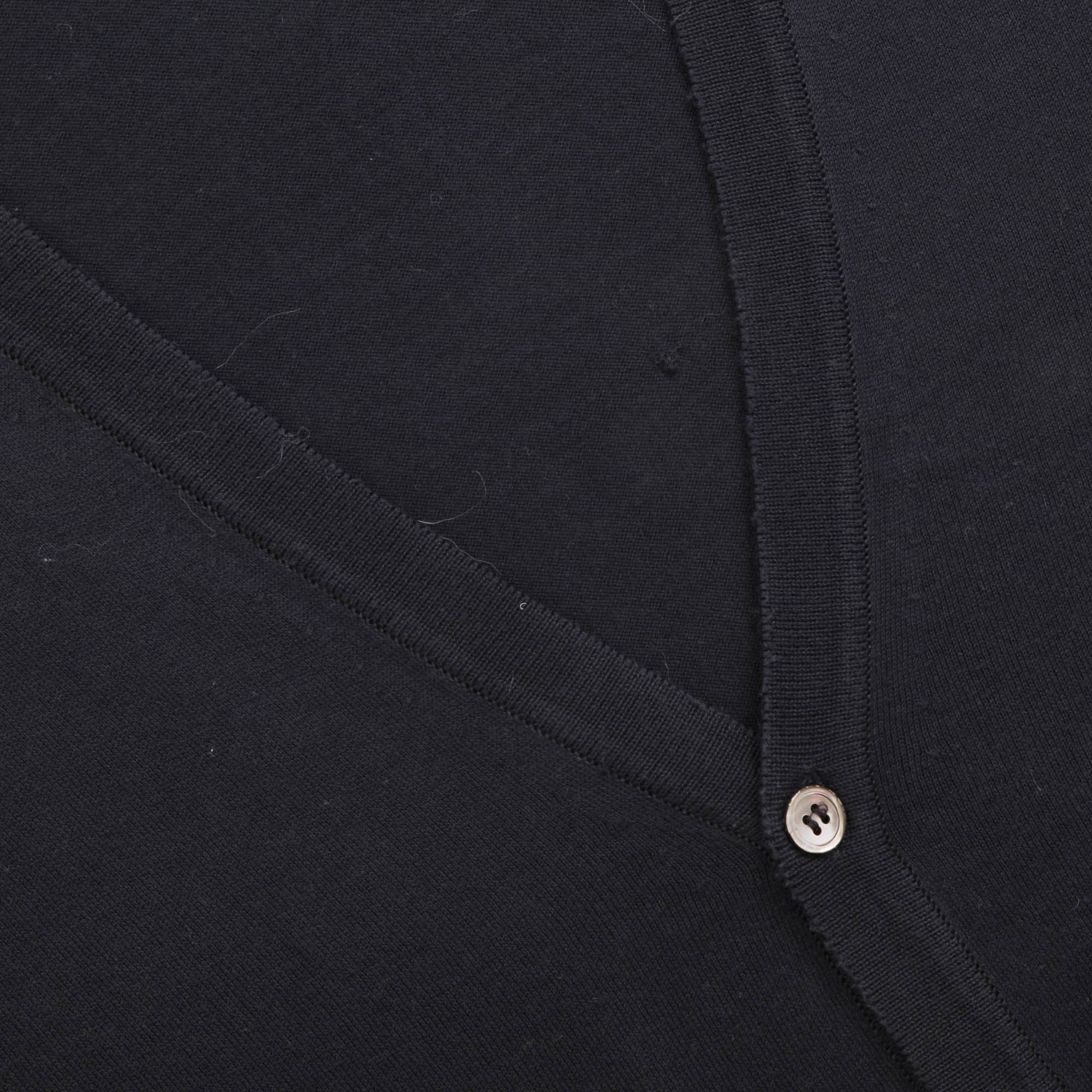 Sea Island V Neck Cardigan - Image 4