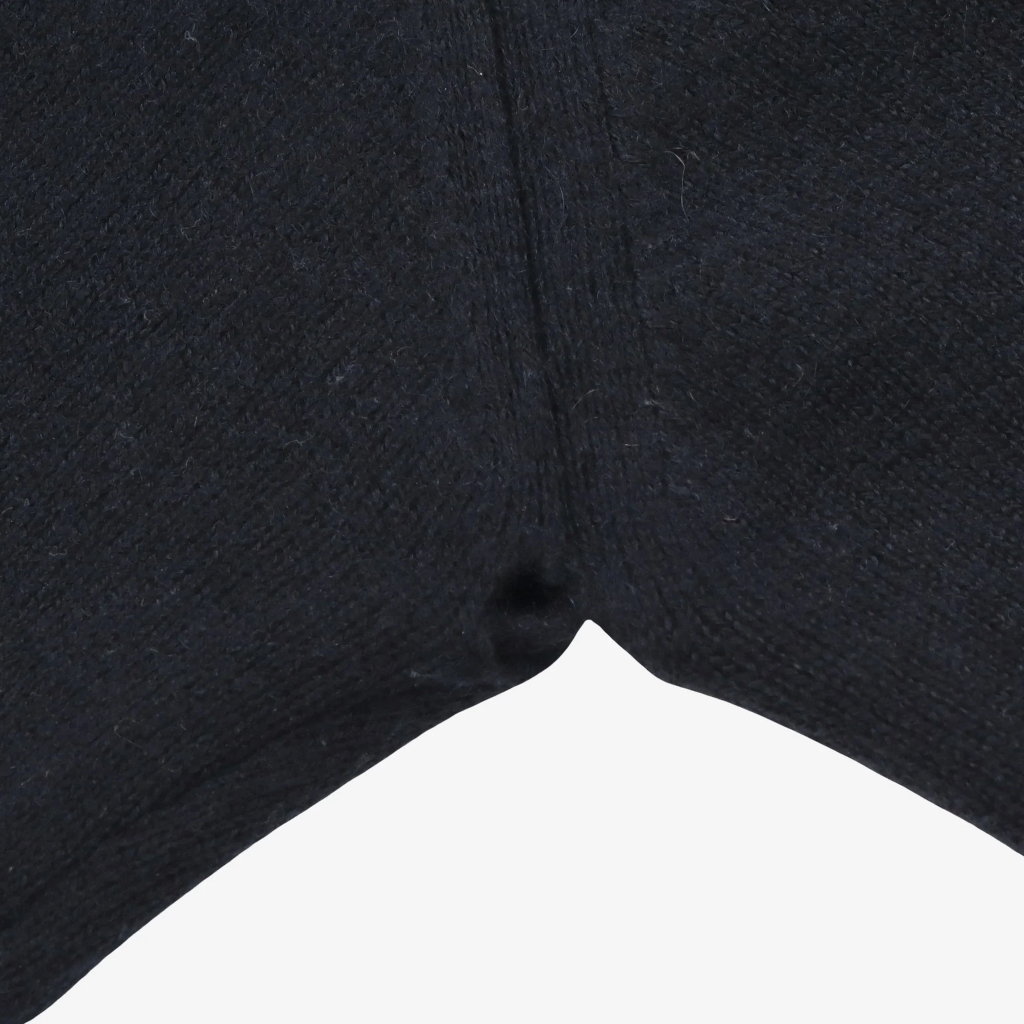 Slim Fit Cashmere Crew Neck - Image 4