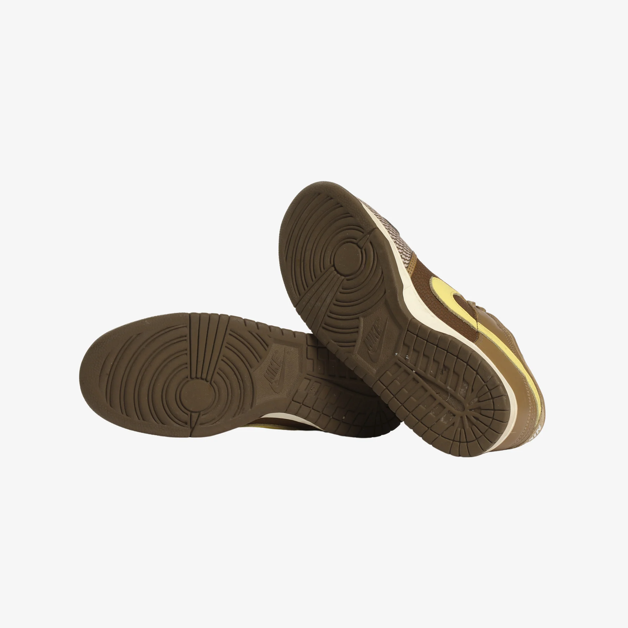 UNDFTD Dunk Low SP - Image 4