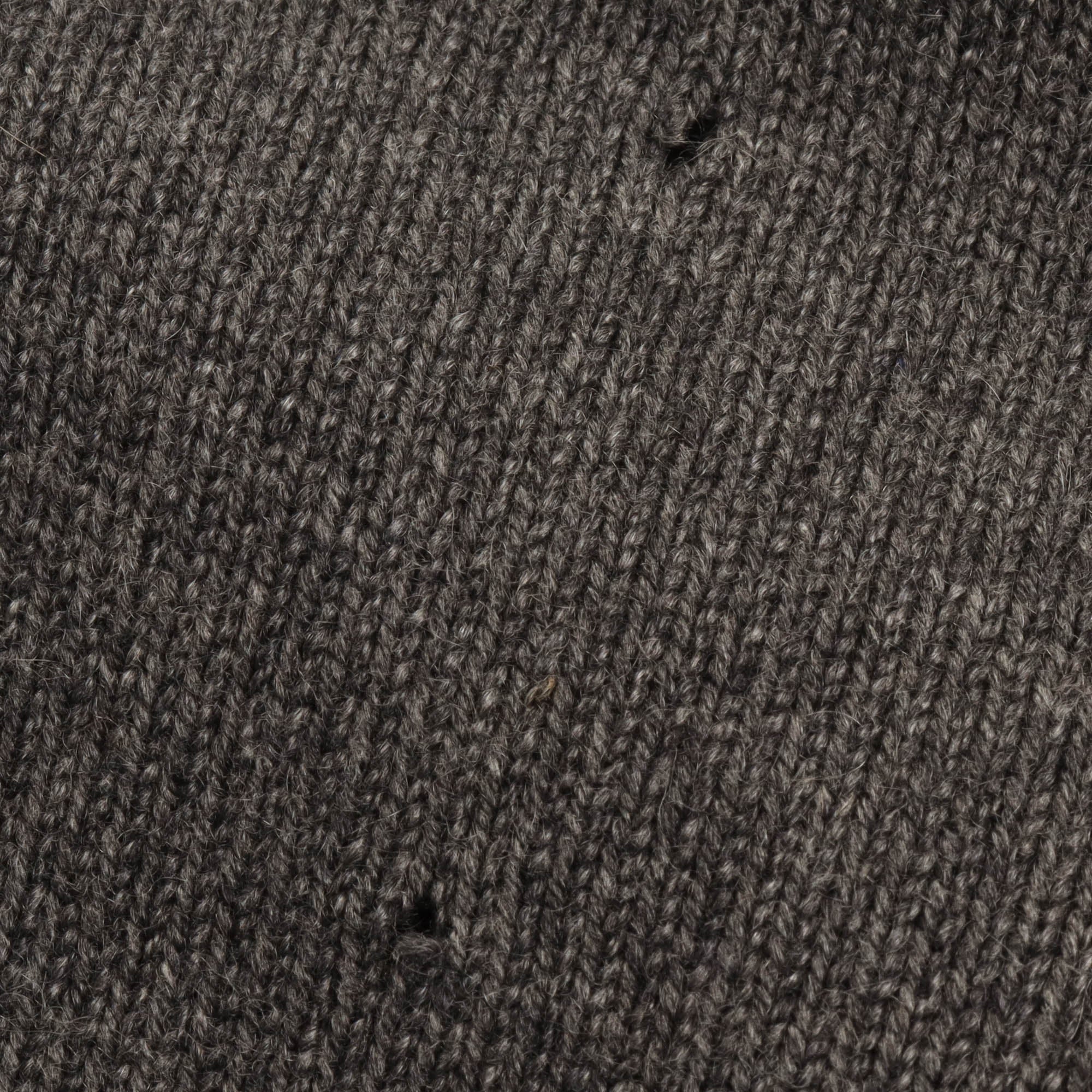 V-Neck Cashmere Vest - Image 4